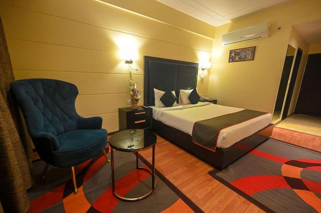 Comfort Vista Hotel Lucknow